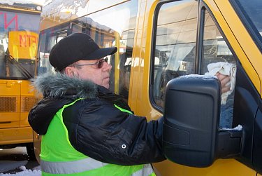 Автопарк школьных автобусов пополнился